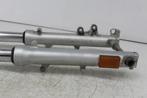 02-05 BMW F650CS F650 FRONT END FORKS TRIPLE TREE CLAMP FORK TUBES STRAIGHT
