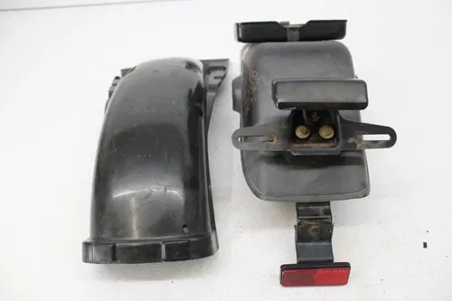 1982 YAMAHA XJ650 MAXIM REAR BACK WHEEL FENDER MUD GUARD HUGGER