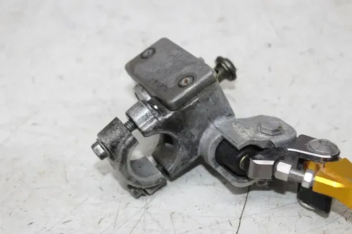 05-07 SUZUKI RMZ450 FRONT BRAKE MASTER CYLINDER W/ MZA LEVER CALIPER