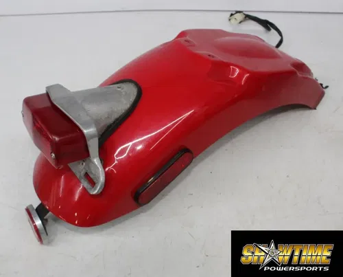 04-16 TRIUMPH THRUXTON 900 REAR BACK WHEEL FENDER MUD GUARD BRAKE TAIL LIGHT