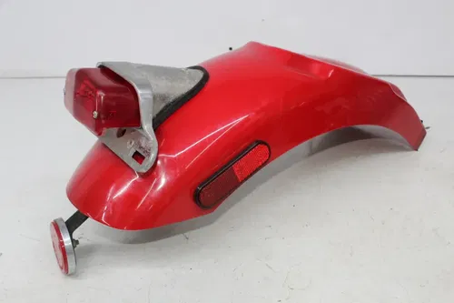 04-16 TRIUMPH THRUXTON 900 REAR BACK WHEEL FENDER MUD GUARD BRAKE TAIL LIGHT