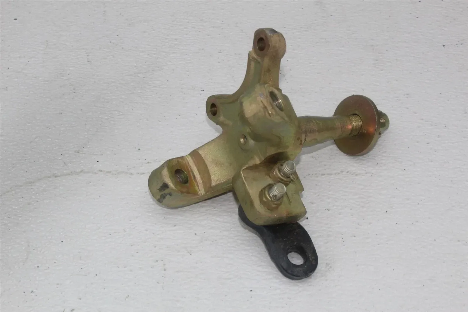 2012 CAN-AM DS 90 X FRONT LEFT STEERING KNUCKLE SPINDLE
