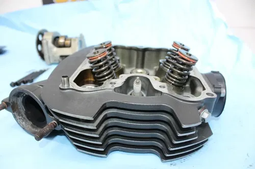 2007 YAMAHA V STAR 1300 XVS1300A ENGINE TOP END REAR CYLINDER HEAD CAMS VALVES