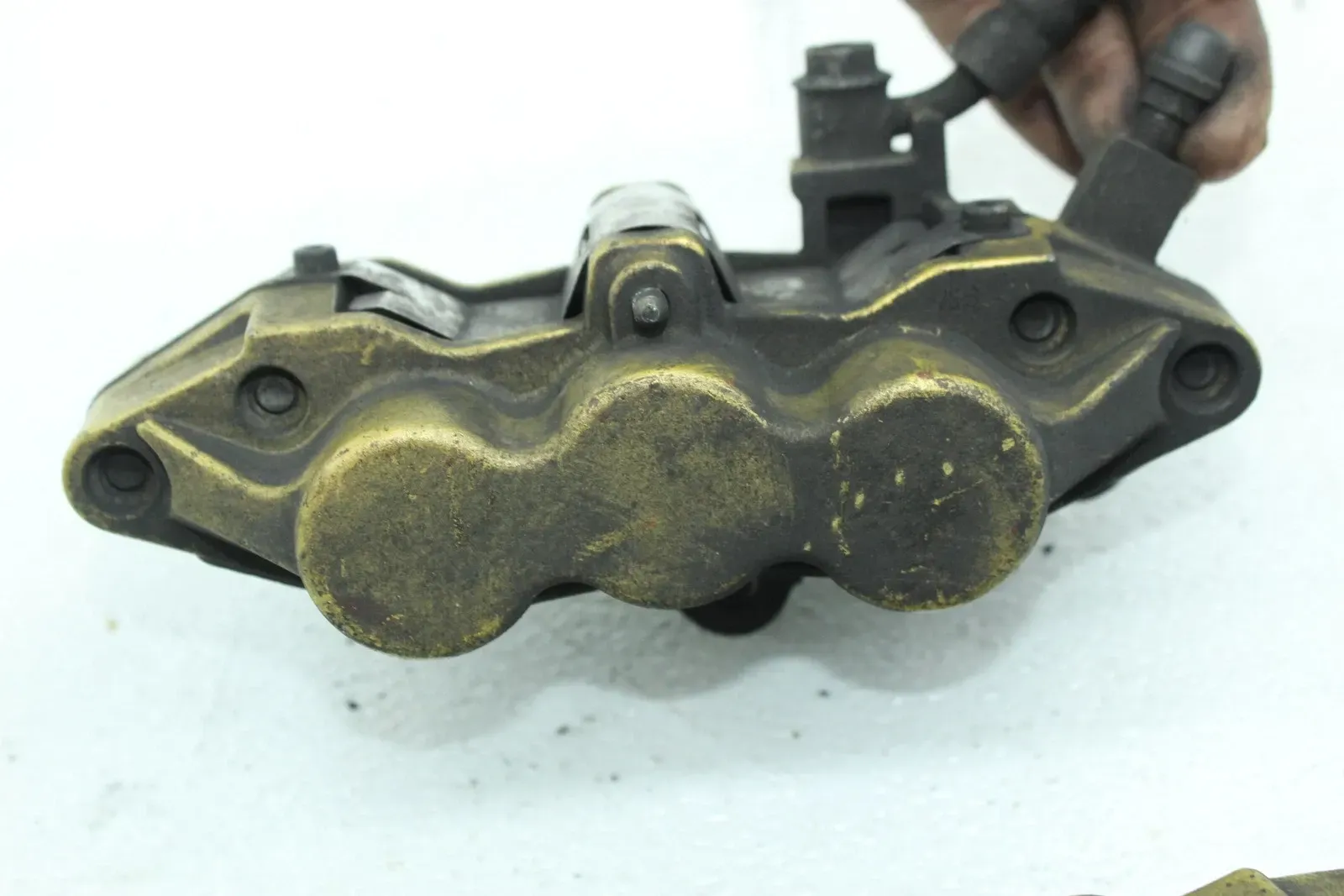 01-02 SUZUKI GSXR1000 RIGHT LEFT FRONT BRAKE CALIPER SET PAIR CALIPERS