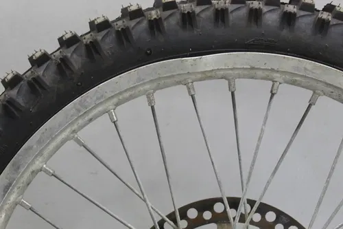 89 SUZUKI RM125 FRONT WHEEL RIM