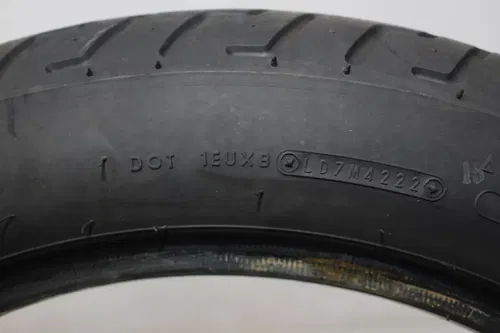 DUNLOP D404F 120/90-17 M/C 64S FRONT TIRE (TREAD:32NDS/5)