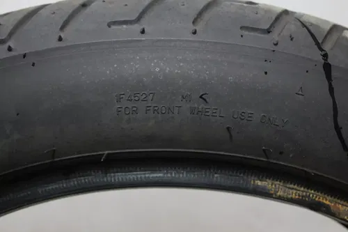 DUNLOP D404F 120/90-17 M/C 64S FRONT TIRE (TREAD:32NDS/5)