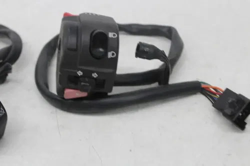 13-16 TRIUMPH STREET TRIPLE LEFT RIGHT CONTROL SWITCH SWITCHES ON OFF TURN