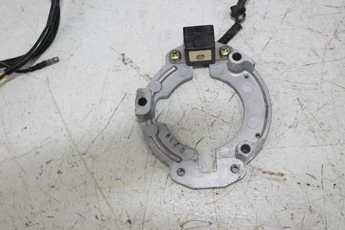 90-93 KAWASAKI ZEPHYR 550 ZR550B STATOR GENERATOR ALTERNATOR MAGNETO FLY WHEEL