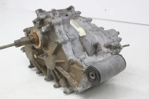 16 Can-am Commander 800r Xt Engine Motor Transmission gearbox case
