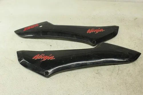 86-87 KAWASAKI NINJA 250R EX250F LEFT RIGHT REAR TAIL FAIRING COWL SHROUD PAIR