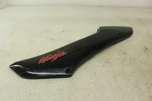 86-87 KAWASAKI NINJA 250R EX250F LEFT RIGHT REAR TAIL FAIRING COWL SHROUD PAIR