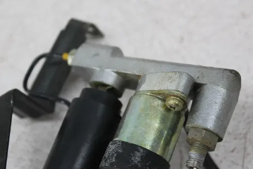 1984 HONDA GOLDWING 1200 GL1200 AIR SUSPENSION PUMP SOLENOID