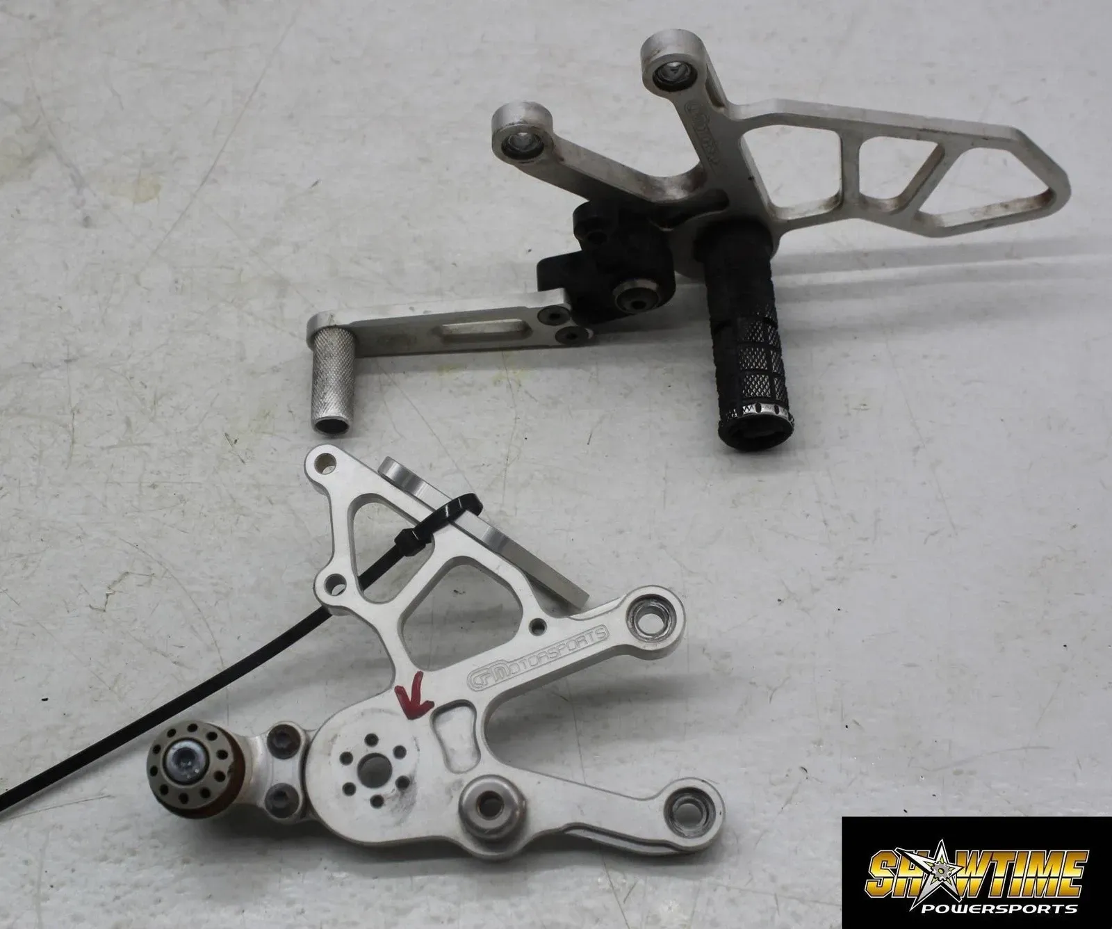 10-14 APRILIA RSV4 CFM MOTOSPORTS RIGHT LEFT REARSETS REAR SET DRIVER SET