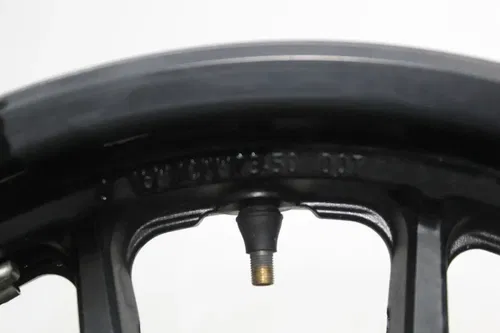 14-20 YAMAHA BOLT XVS950 REAR BACK WHEEL RIM (STRAIGHT)