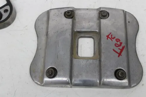 98-03 Harley Davidson Sportster Xl883 Front Motor Cylinder Head Rocker Box
