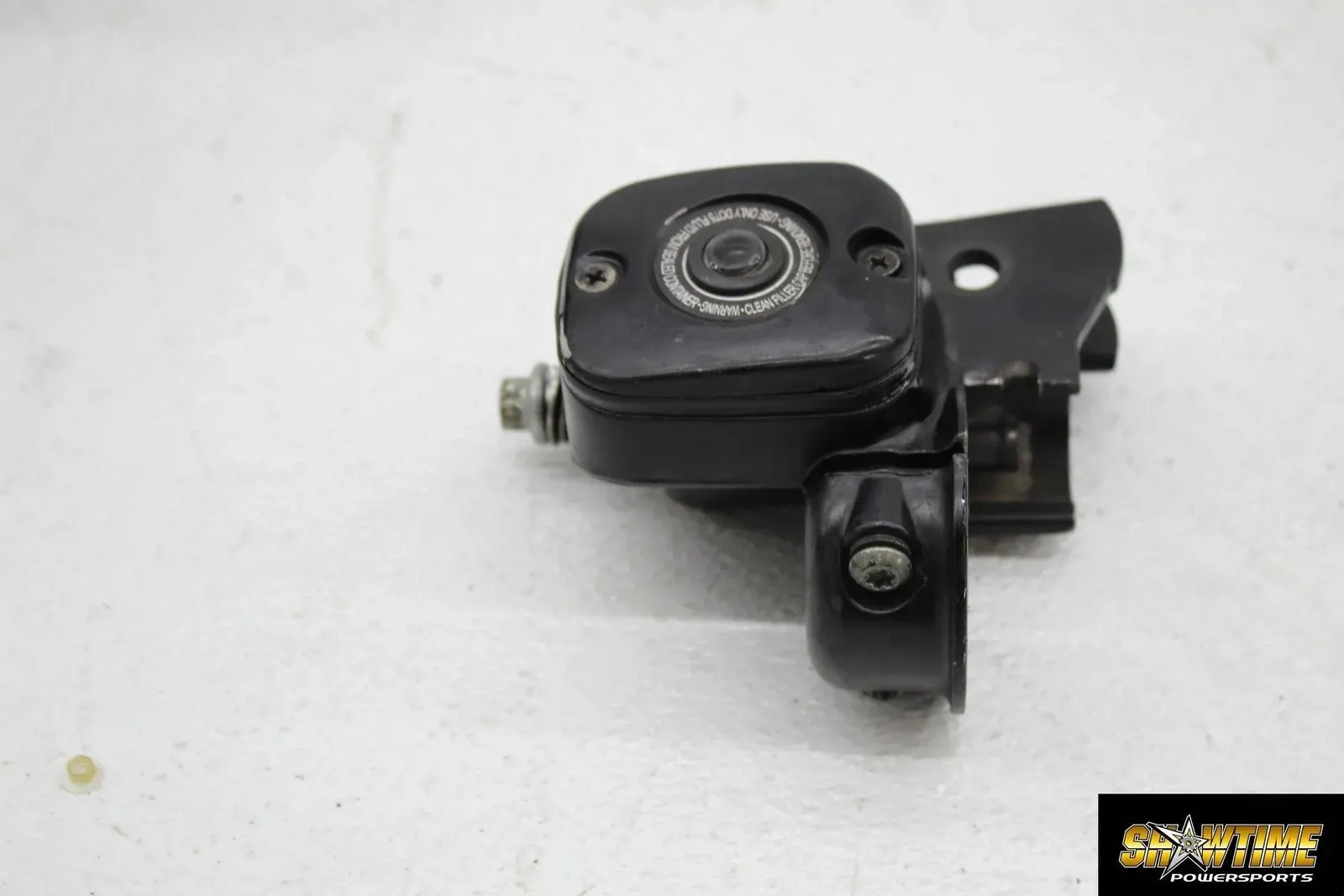 99 HARLEY-DAVIDSON ROAD KING CLASSIC EFI FLHRCI FRONT BRAKE MASTER CYLINDER