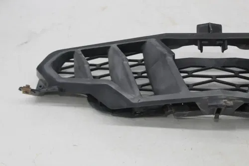 16 Can-am Commander 800r Xt front bumper cover grill grille