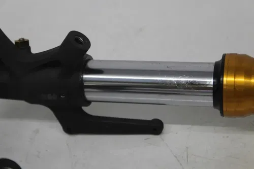 06-12 TRIUMPH DAYTONA 675 FRONT FORKS TRIPLE TREE CLAMP FORK TUBES (STRAIGHT)