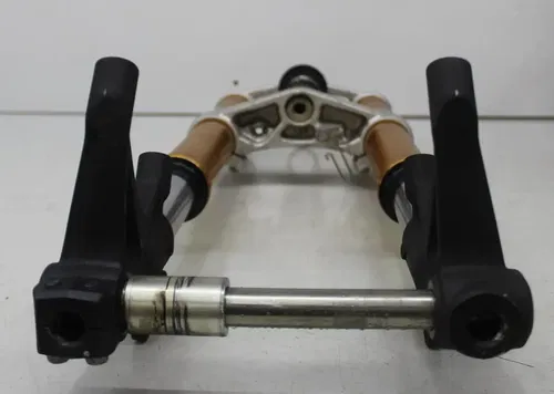 06-12 TRIUMPH DAYTONA 675 FRONT FORKS TRIPLE TREE CLAMP FORK TUBES (STRAIGHT)