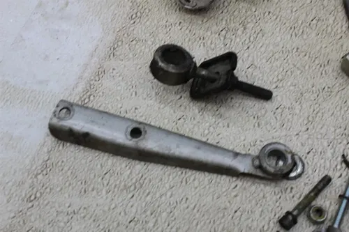 86-94 HARLEY DAVIDSON SPORTSTER XL883 PARTS HARDWARE NUTS BOLTS SPROCKET COVER