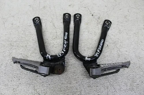 1989 YAMAHA FZR600 REAR BACK PASSENGER PEG SET PAIR