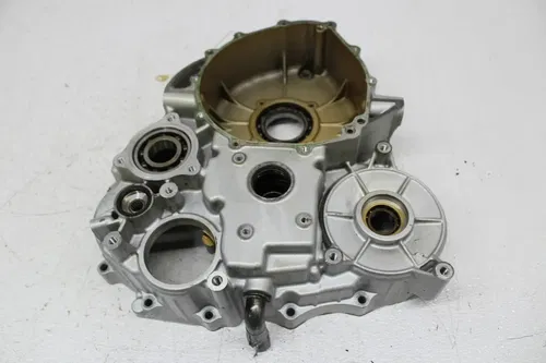 2003 HONDA GOLDWING 1800 GL1800 CLUTCH SIDE ENGINE MOTOR COVER W/ HOUSING