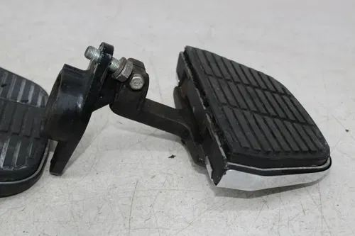 89 HARLEY-DAVIDSON TOUR GLIDE LEFT RIGHT REAR PASSENGER FOOT BOARD SET (READ)