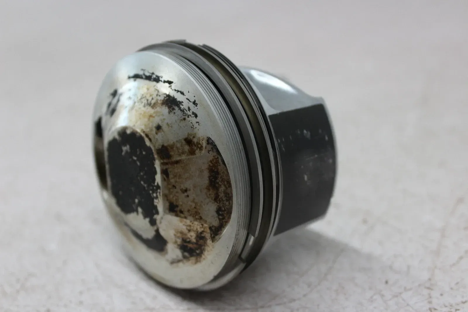 2001 DUCATI MONSTER 600 ENGINE MOTOR BLOCK PISTON W/ROD