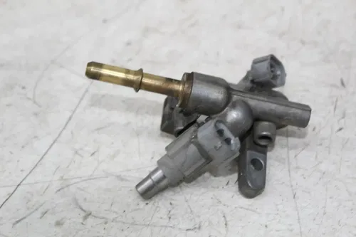 06 KAWASAKI VULCAN 2000 FUEL INJECTOR IINJECTORS W/ RAIL