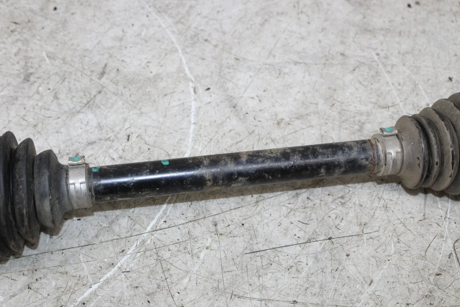 2016 Polaris Sportsman XP 1000 REAR LEFT CV AXLE BACK WHEEL PIVOT BOLT AXEL