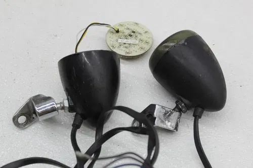 12-16 HARLEY-DAVIDSON SOFTAIL SLIM FLS FRONT LEFT RIGHT TURN SIGNALS LIGHT (READ