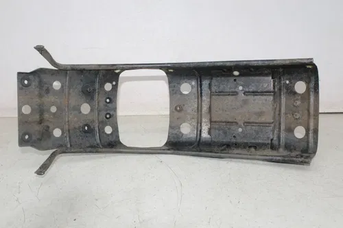01-04 SUZUKI INTRUDER VOLUSIA 800 VL800 REAR BACK WHEEL FENDER SUPPORT BRACKET