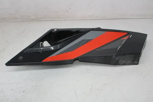 15-17 CAN-AM MAVERICK 1000R TURBO RIGHT REAR BACK SIDE FENDER COVER PANEL COWL