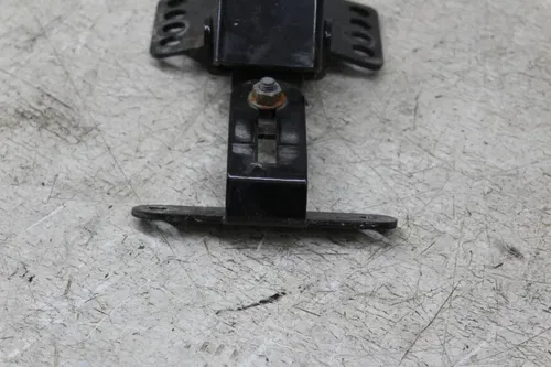 2012 Harley-Davidson Street Glide FLHX SEAT BRACKET MOUNT MOUNTING BRACKET