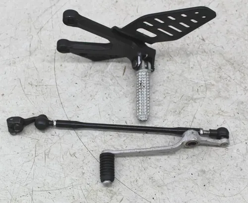 08-16 YAMAHA YZF R6 LEFT REARSET REAR SET FOOT PEG W SHIFTER