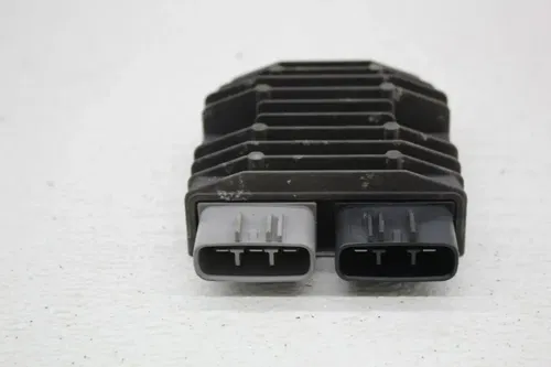 06-15 YAMAHA FZ1 RECTIFIER VOLTAGE REGULATOR
