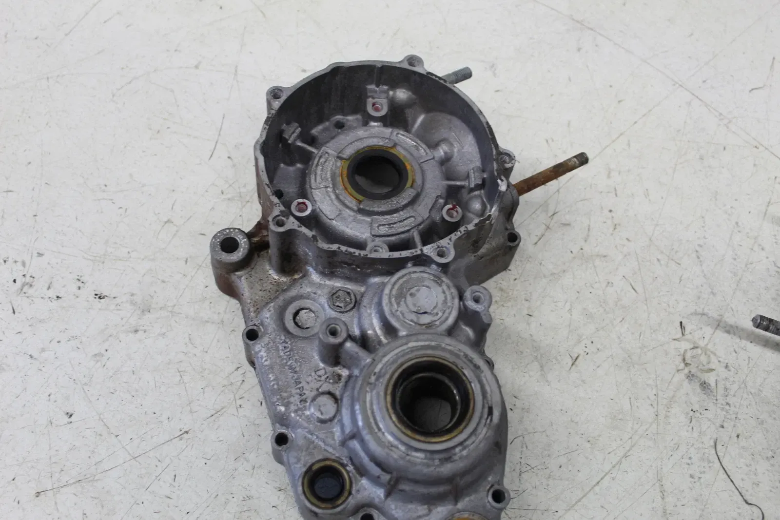 96-06 KAWASAKI KDX200 LEFT RIGHT ENGINE MOTOR CRANKCASE CRANK CASES BLOCK