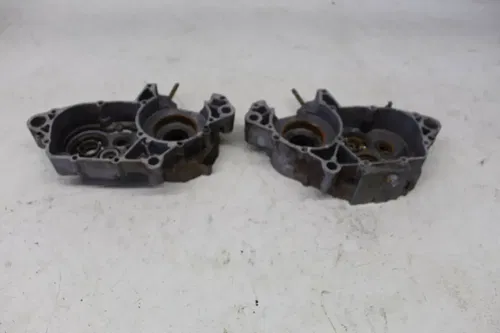 96-06 KAWASAKI KDX200 LEFT RIGHT ENGINE MOTOR CRANKCASE CRANK CASES BLOCK