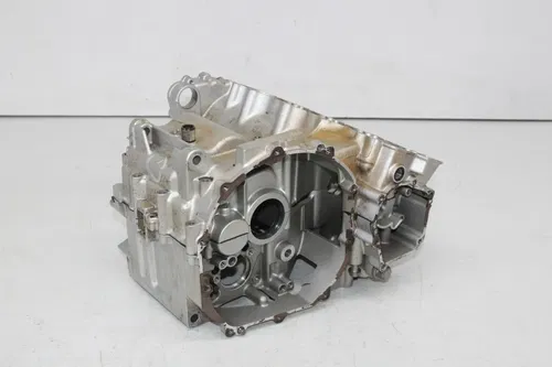 95-97 KAWASAKI NINJA ZX6R ZX600F ENGINE MOTOR CRANKCASE CRANK CASES BLOCK