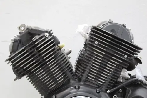 09-17 YAMAHA V STAR 950 XVS950 ENGINE MOTOR CYLINDER HEAD CASES *STRONG RUNNER*