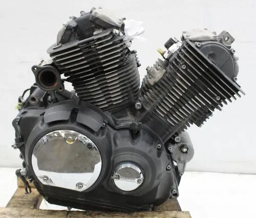 09-17 YAMAHA V STAR 950 XVS950 ENGINE MOTOR CYLINDER HEAD CASES *STRONG RUNNER*