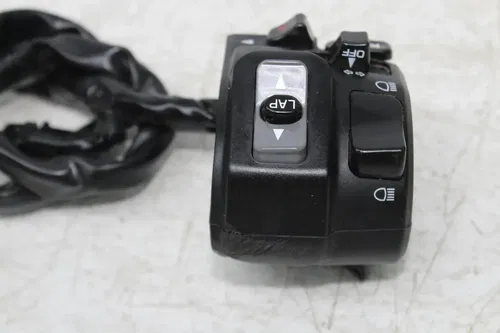 24 KAWASAKI NINJA ZX4RR LEFT CLIP ON HANDLE HORN SIGNALS SWITCH SWITCHES