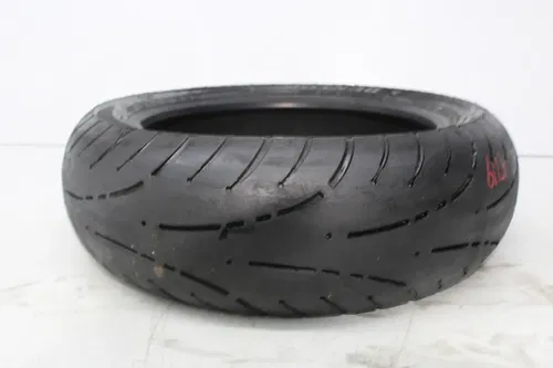 DUNLOP ELITE 4 180/60 R16 M/C 80H REAR BACK TIRE (TREAD:7/32NDS)