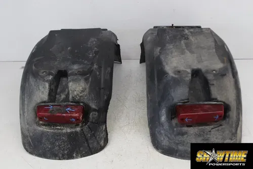 16 KUBOTA RTV-X1140 REAR BACK FENDER MUD GUARD PAIR W TAILLIGHT