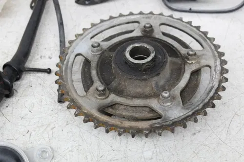 04-05 SUZUKI GSXR600 PARTS HARDWARE NUTS BOLTS AXLE TURN SIGNAL SPROCKET MIRROR