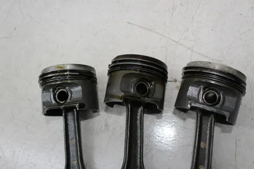 90 BMW K75 ENGINE MOTOR CRANKCASE CRANK CASES BLOCK PISTONS CONNECTING RODS SE