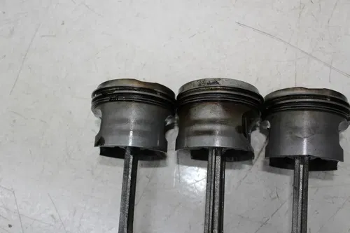 90 BMW K75 ENGINE MOTOR CRANKCASE CRANK CASES BLOCK PISTONS CONNECTING RODS SE