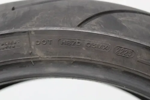 MICHELIN PILOT POWER 180/55 ZR17 M/C (73W) REAR BACK TIRE (TREAD:1/32NDS)