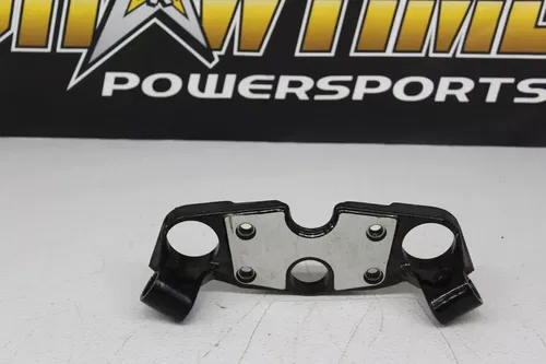 1994 SUZUKI RF900R FORKS UPPER TRIPLE TREE CLAMP